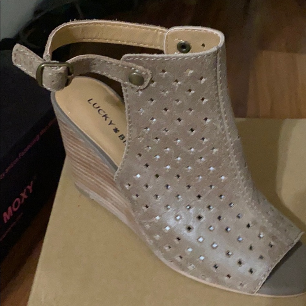Wedge booties